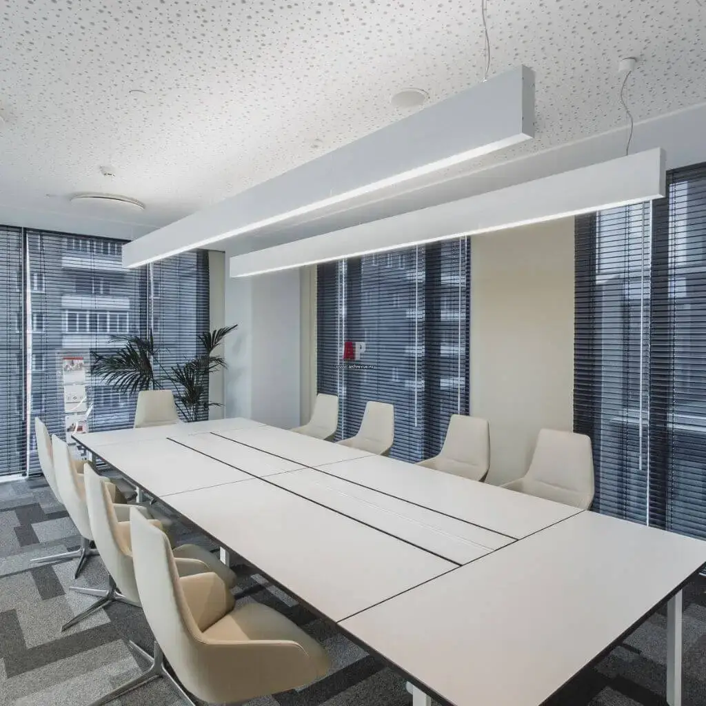 Office meeting room design company in Dubai